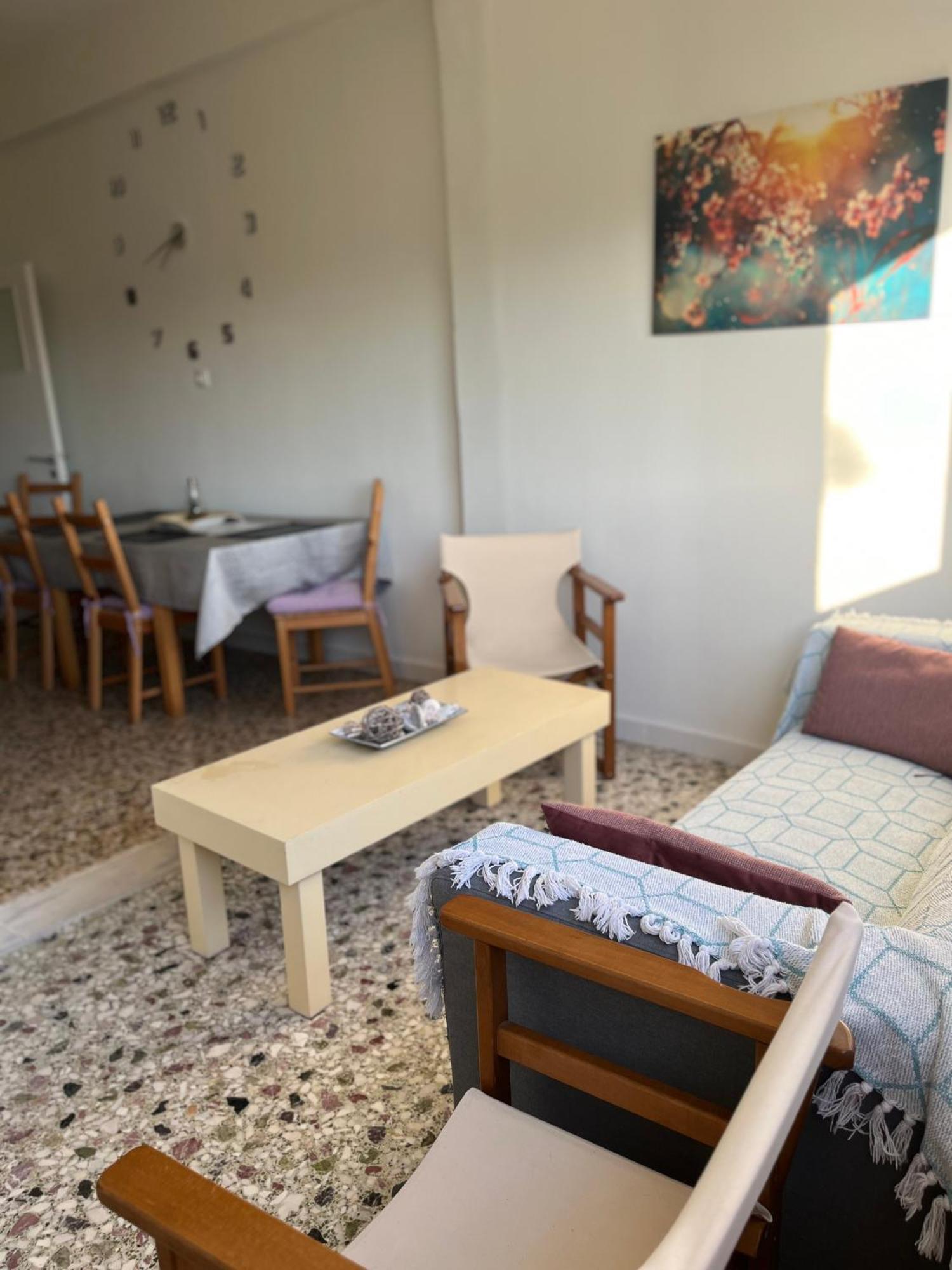 Athens Riviera: 2 Bed / 3' Walk From The Beach Agia Marina  Eksteriør billede